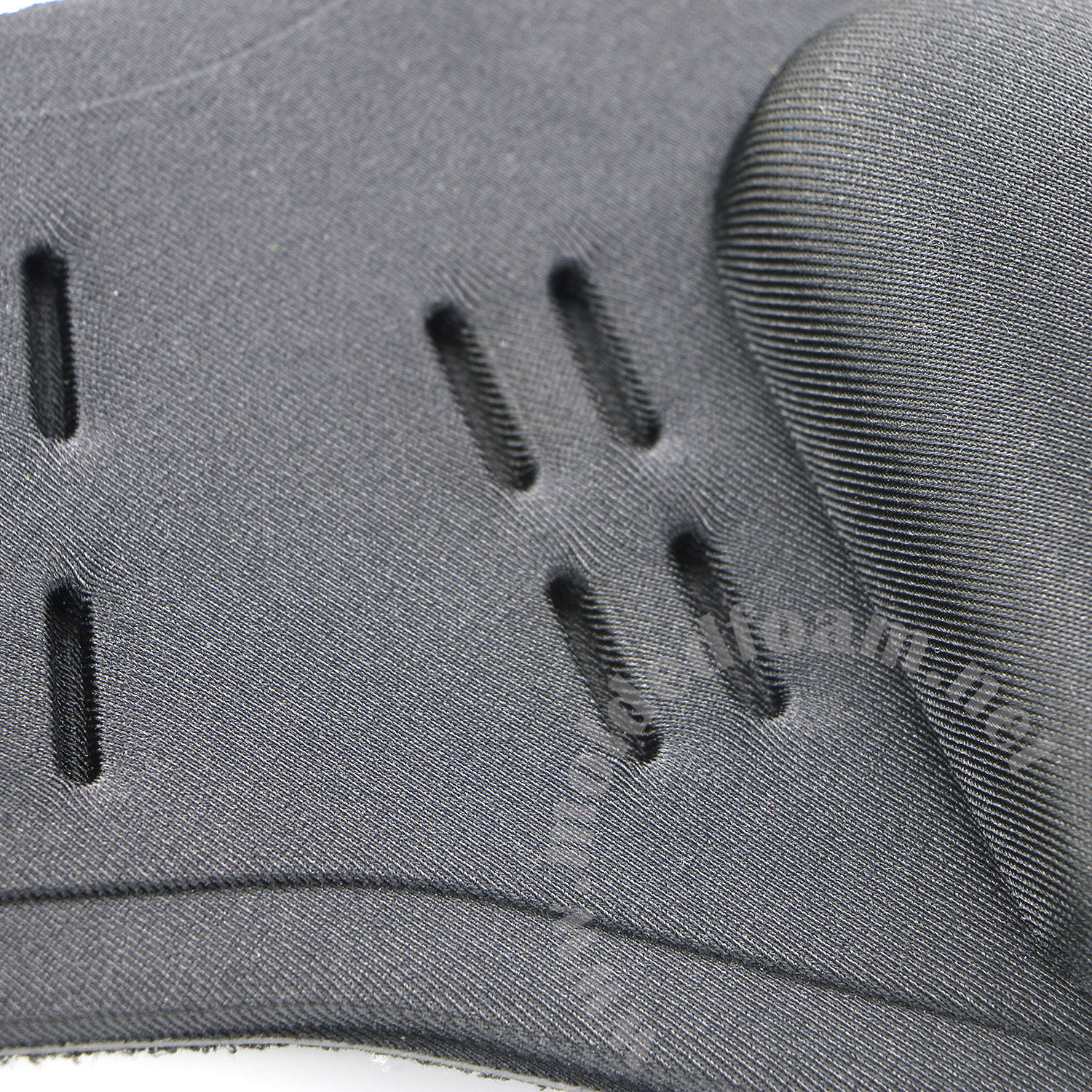 Mould V shaping foam back support for branded windsurf Footstrap